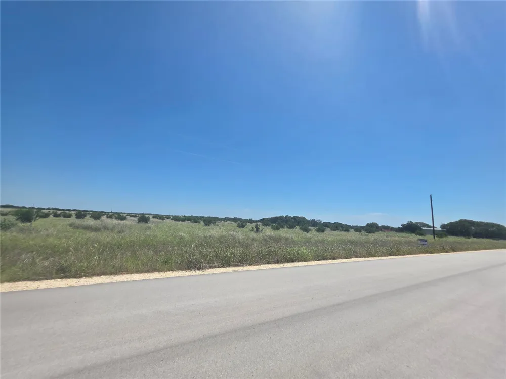 374 Yellowstone Drive Oglesby, TX 76561