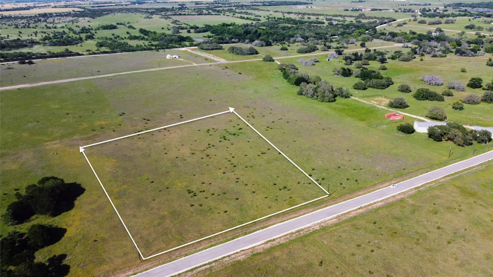 374 Yellowstone Drive Oglesby, TX 76561