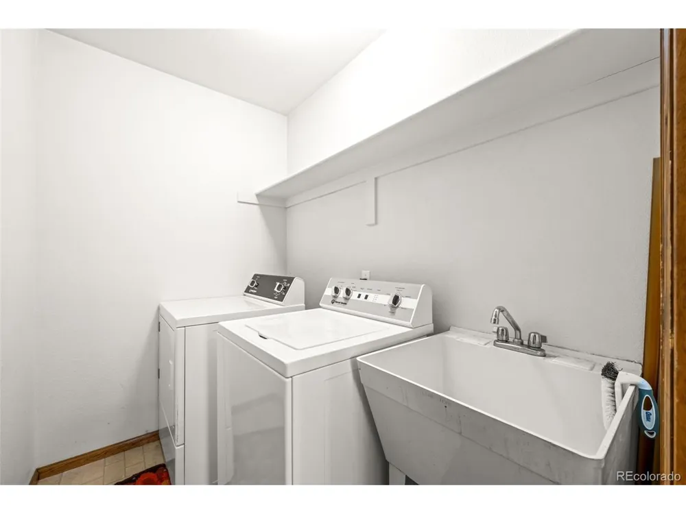 8795 E 105th Court Henderson, CO 80640