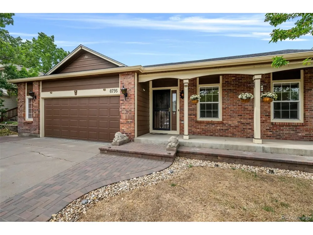 8795 E 105th Court Henderson, CO 80640