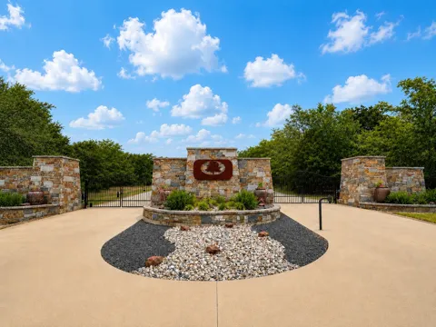 109 LAKEVIEW TRAIL
