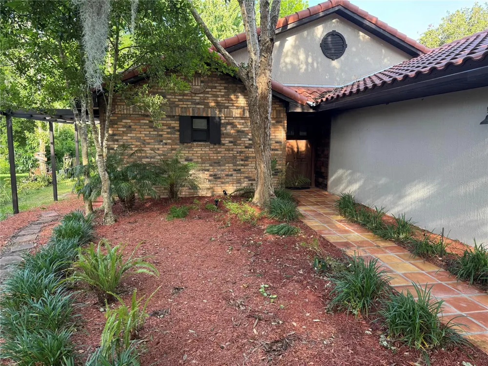 39 FOREST LANE Eustis, FL 32726