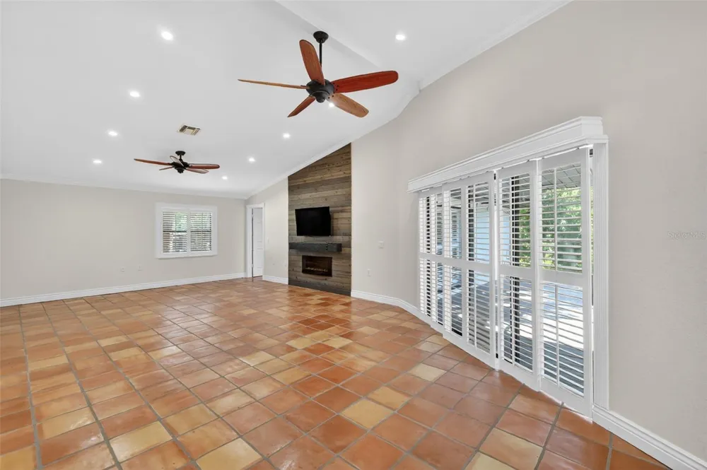 39 FOREST LANE Eustis, FL 32726