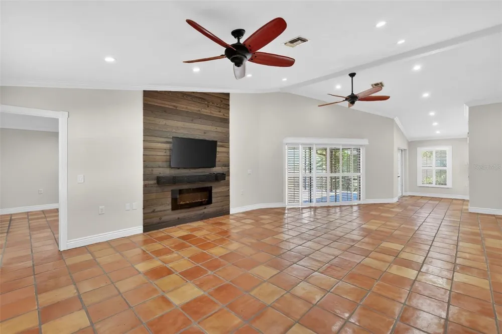 39 FOREST LANE Eustis, FL 32726