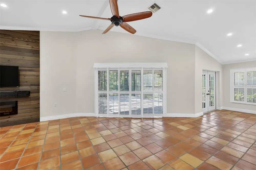 39 FOREST LANE Eustis, FL 32726