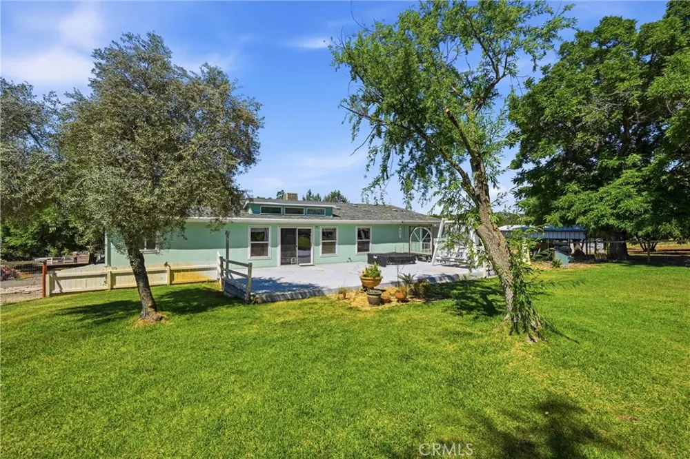13500 Eastlake Clearlake, CA 95422