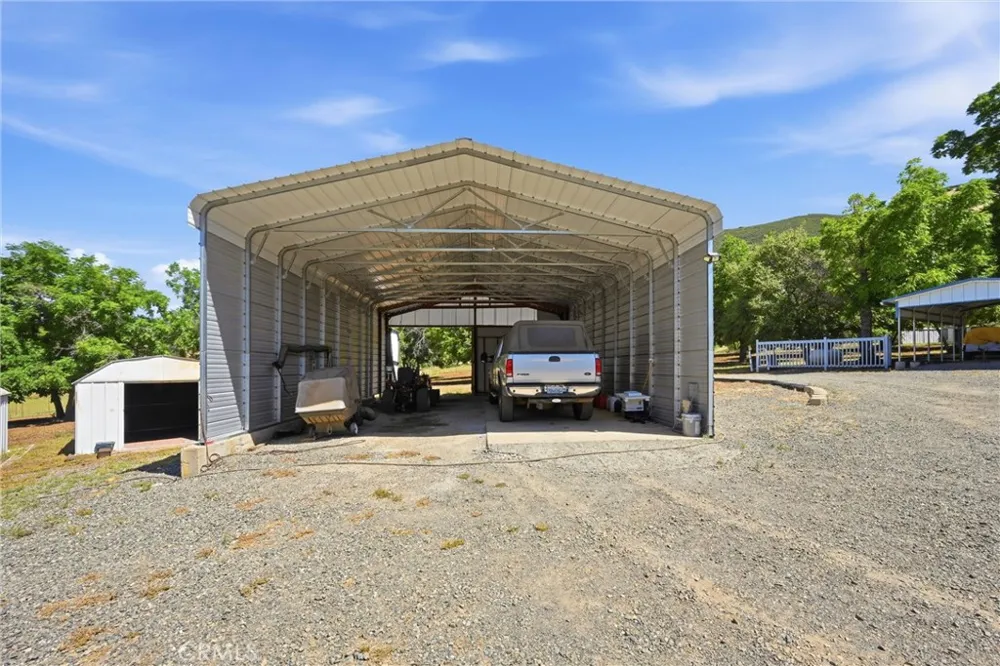 13500 Eastlake Clearlake, CA 95422