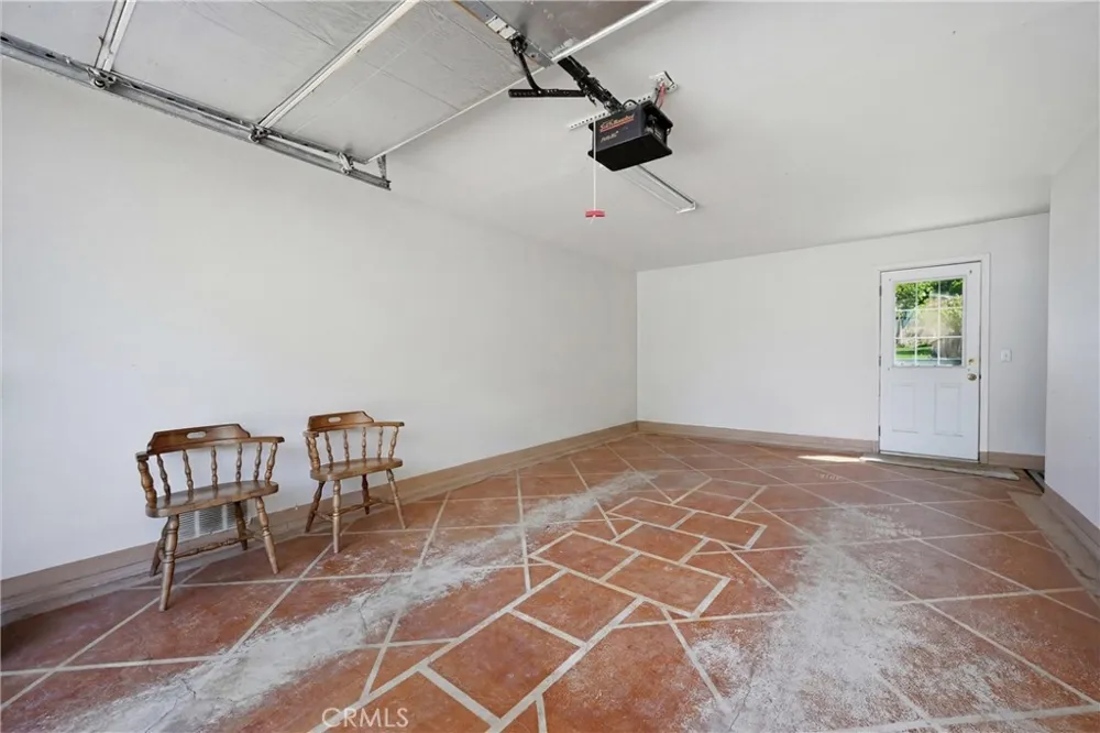 13500 Eastlake Clearlake, CA 95422