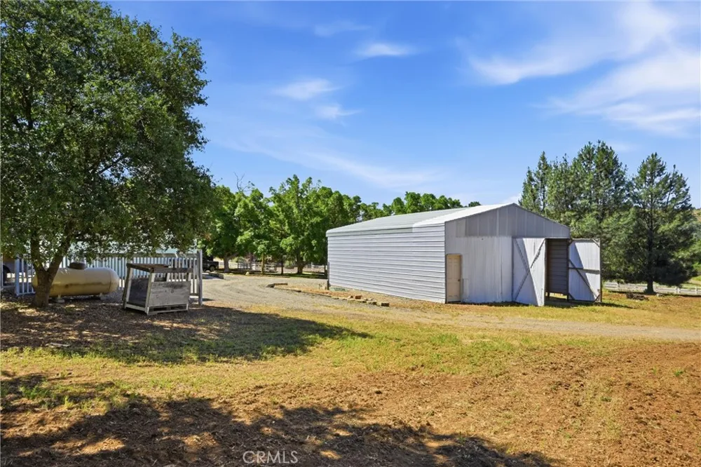13500 Eastlake Clearlake, CA 95422