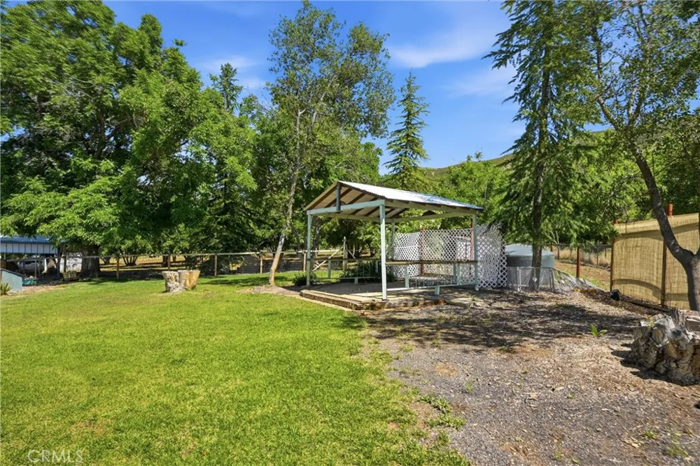 13500 Eastlake Clearlake, CA 95422