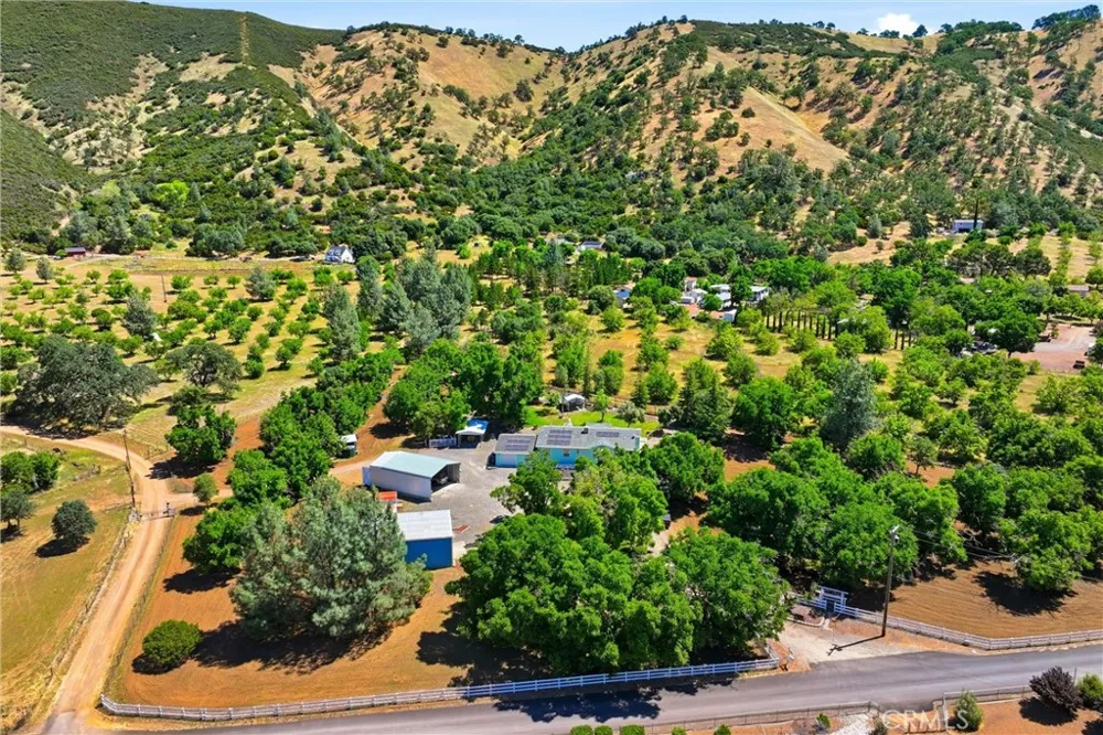 13500 Eastlake Clearlake, CA 95422