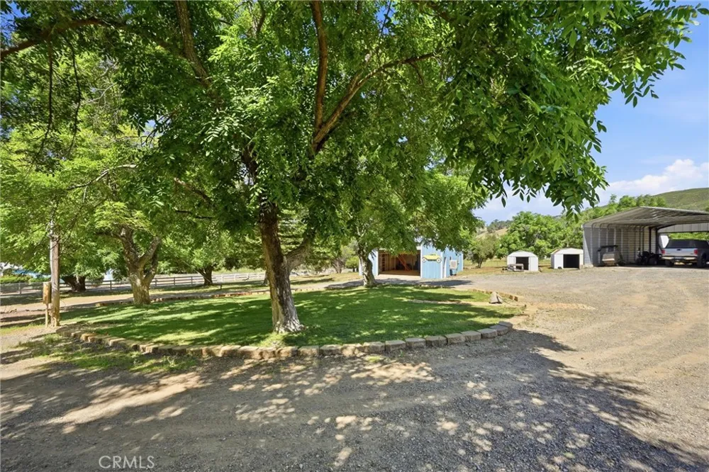 13500 Eastlake Clearlake, CA 95422