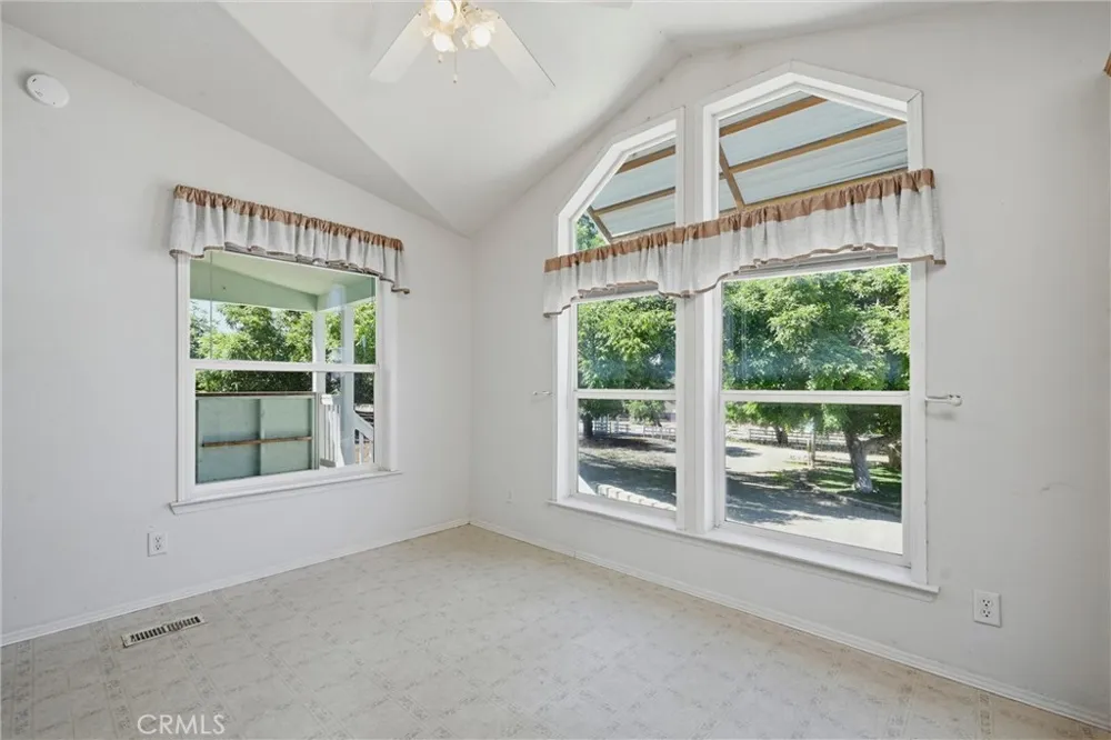 13500 Eastlake Clearlake, CA 95422