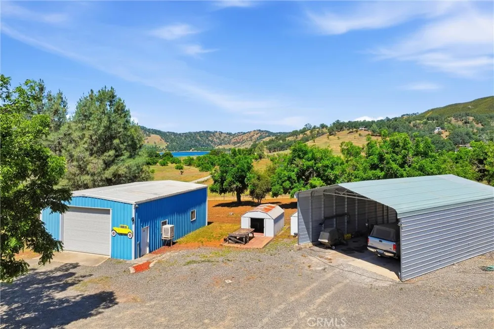 13500 Eastlake Clearlake, CA 95422