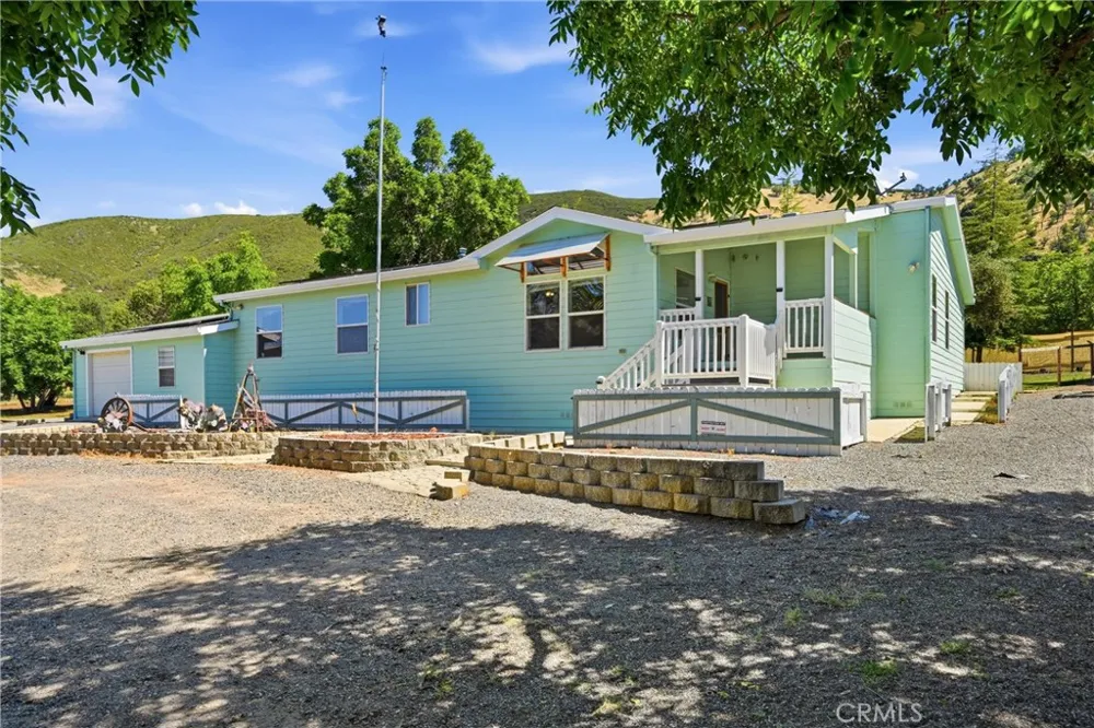 13500 Eastlake Clearlake, CA 95422