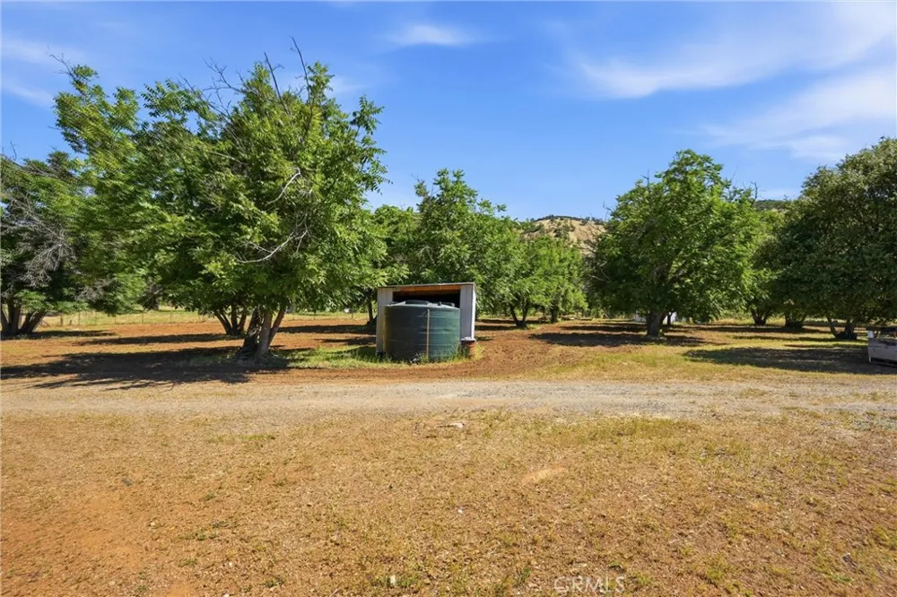 13500 Eastlake Clearlake, CA 95422
