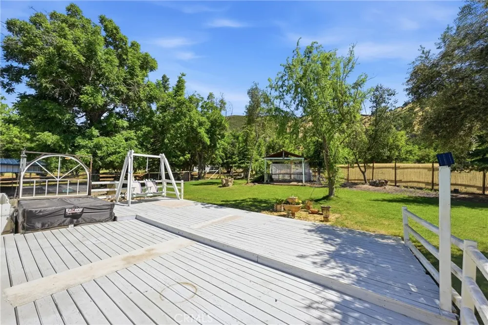 13500 Eastlake Clearlake, CA 95422
