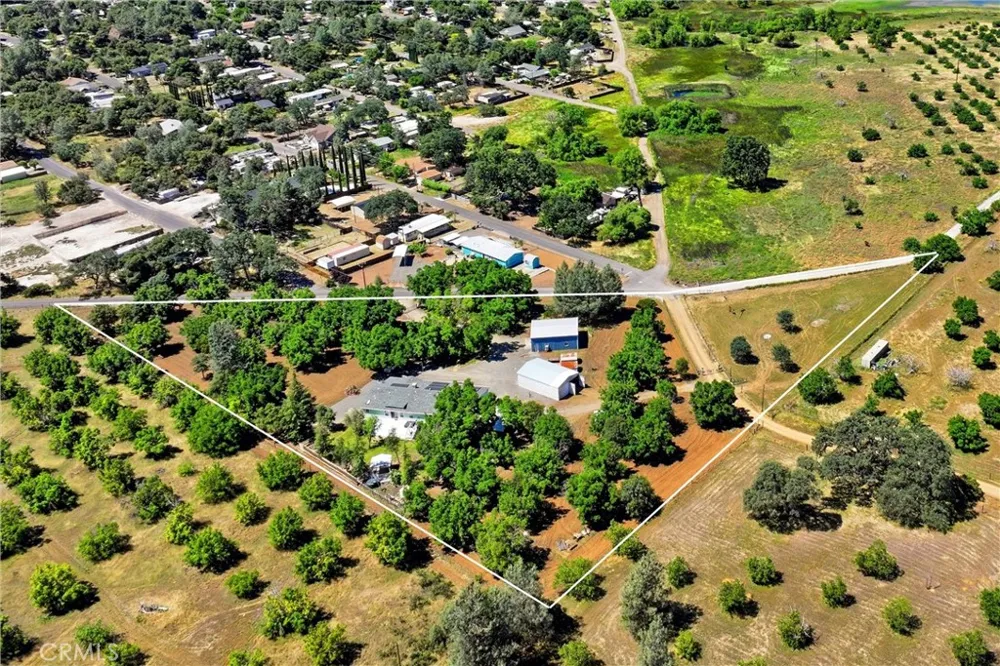 13500 Eastlake Clearlake, CA 95422