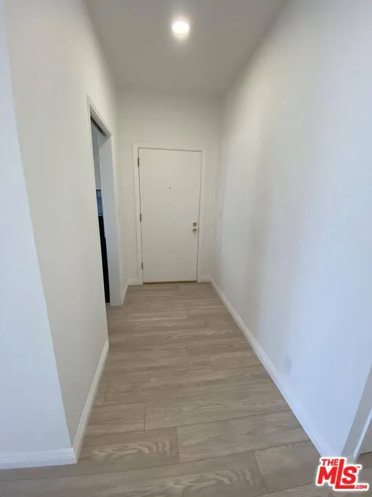 511 San Vicente Boulevard #204 Santa Monica, CA 90402