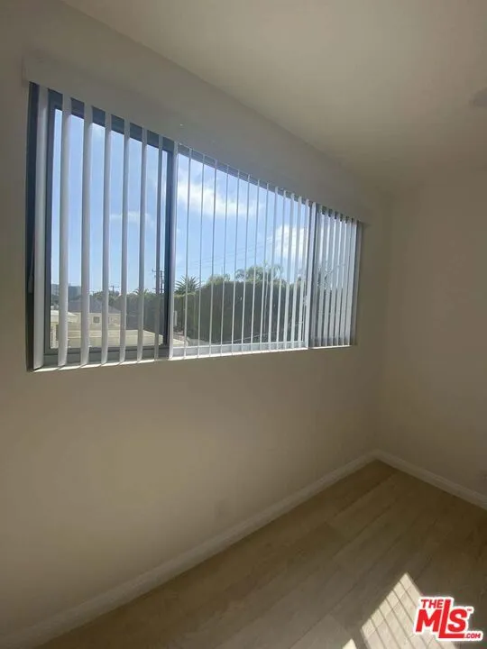 511 San Vicente Boulevard #204 Santa Monica, CA 90402