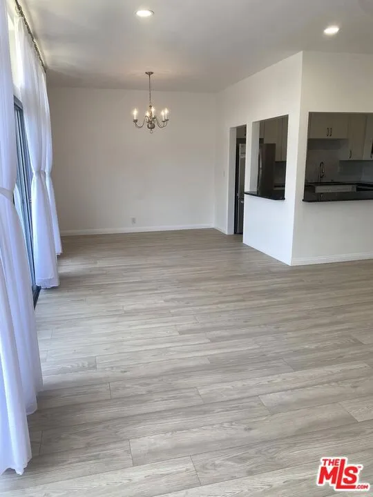 511 San Vicente Boulevard #204 Santa Monica, CA 90402