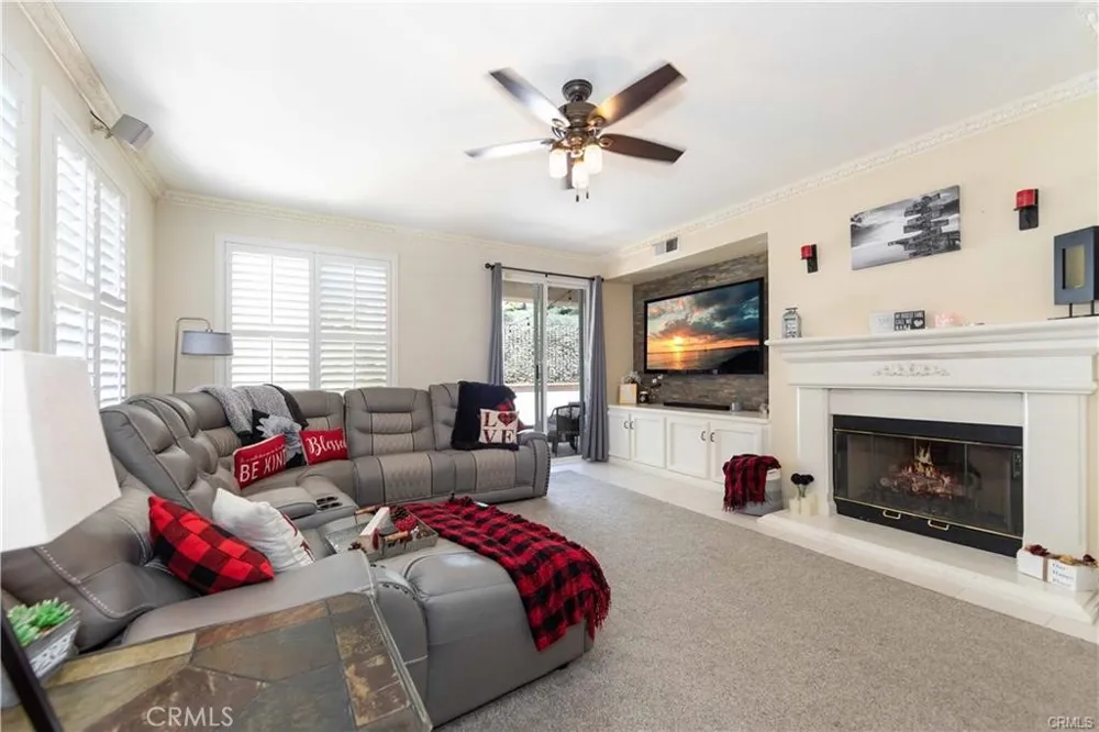 45568 Via Puebla Temecula, CA 92592