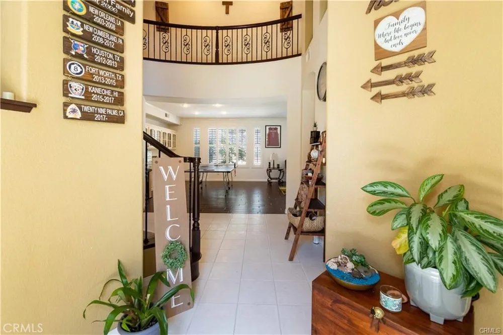 45568 Via Puebla Temecula, CA 92592