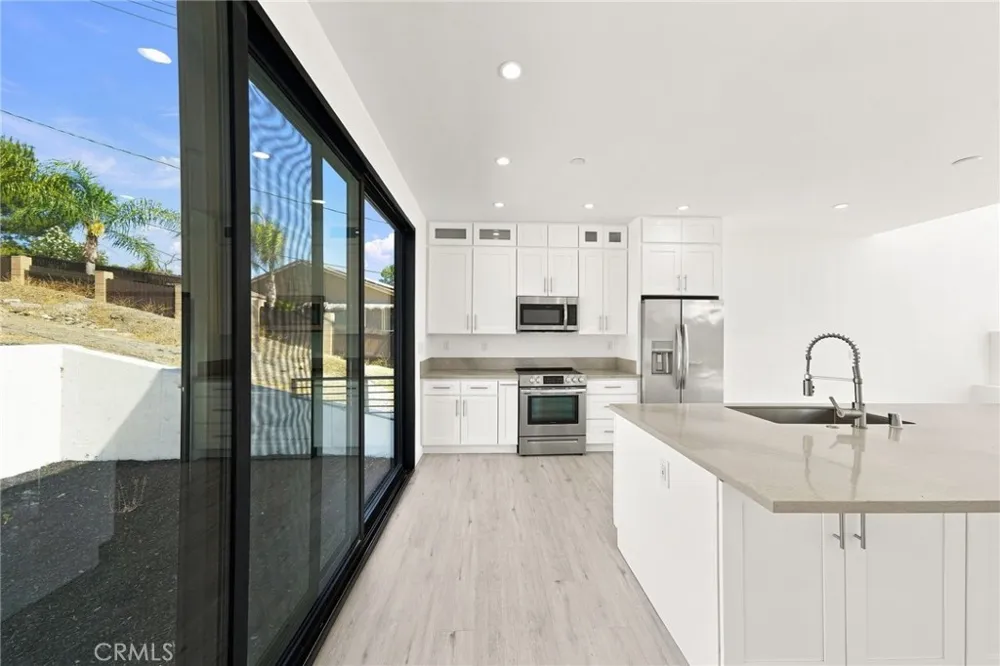 28896 Vacation Dr. Canyon Lake, CA 92587