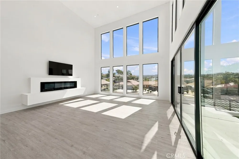 28896 Vacation Dr. Canyon Lake, CA 92587