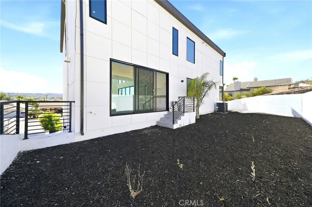 28896 Vacation Dr. Canyon Lake, CA 92587
