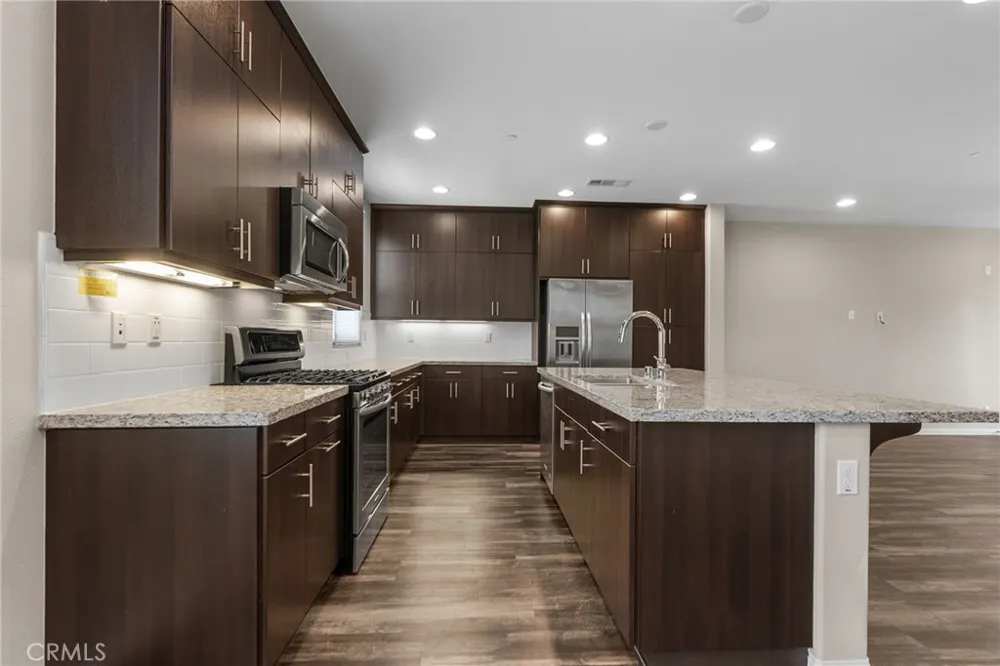 61 Origin Irvine, CA 92618