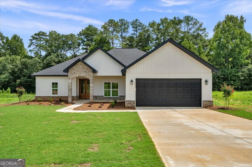 628 Ellie Circle Dublin, GA 31021