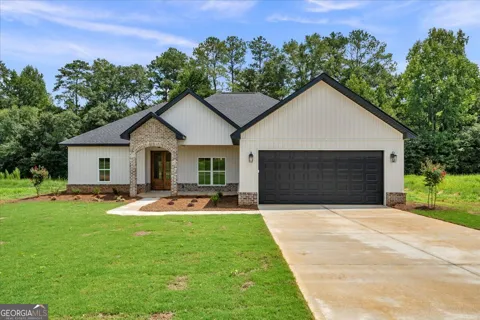 628 Ellie Circle