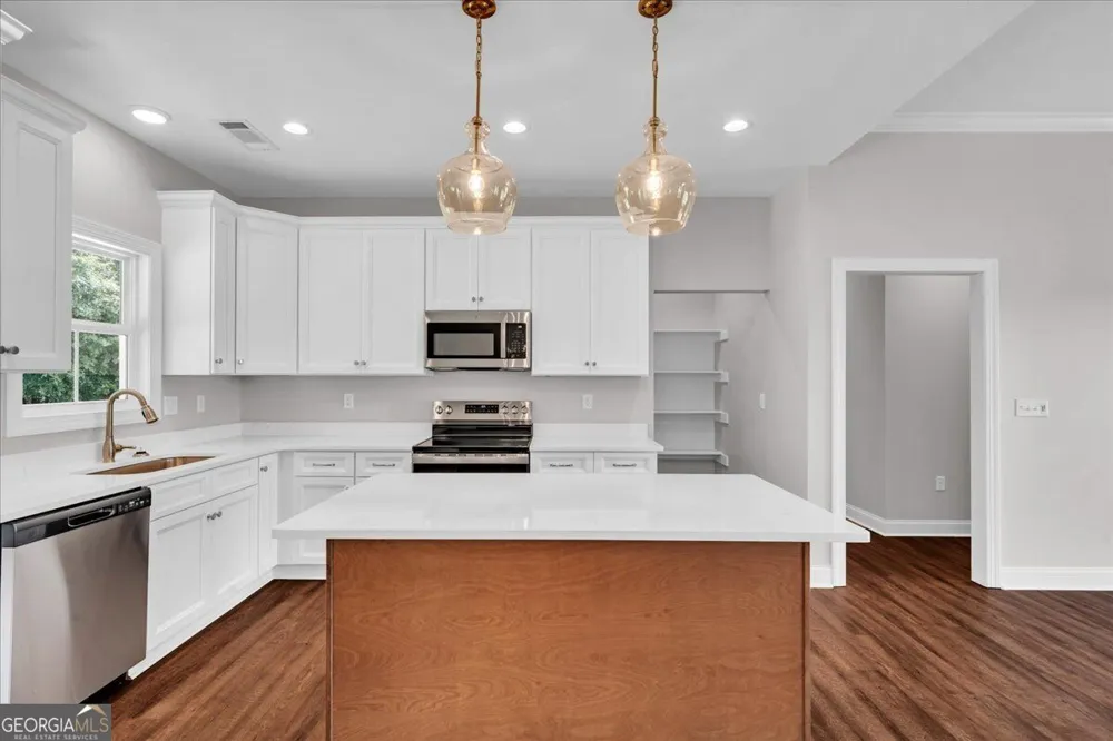 628 Ellie Circle Dublin, GA 31021