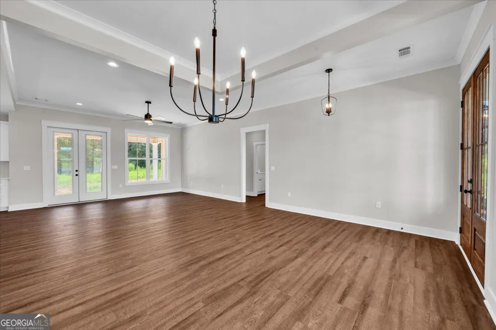624 Ellie Circle Dublin, GA 31021