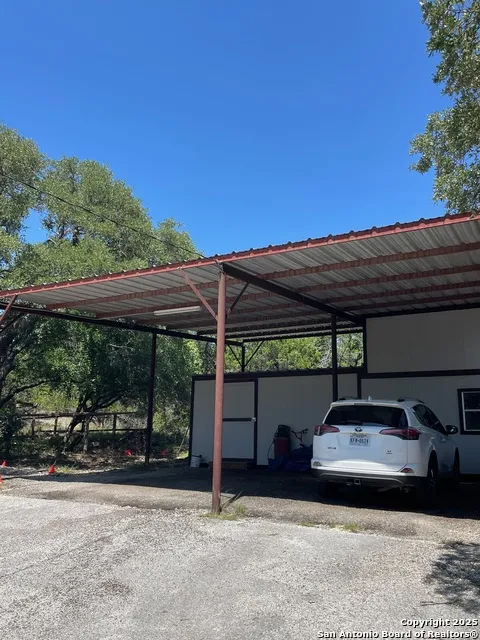 235 Scenic Pass Pipe Creek, TX 78063