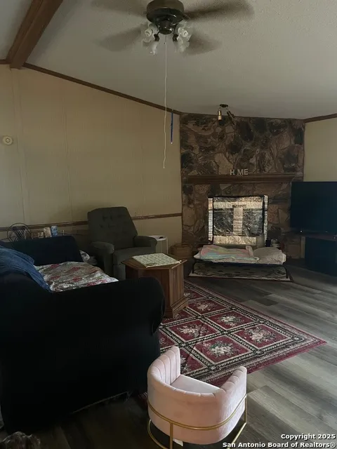 235 Scenic Pass Pipe Creek, TX 78063