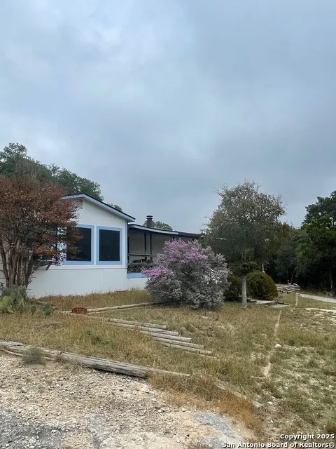 235 Scenic Pass Pipe Creek, TX 78063