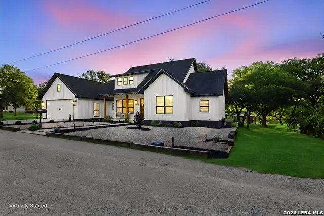 451 Legion Loop Kingsland, TX 78639