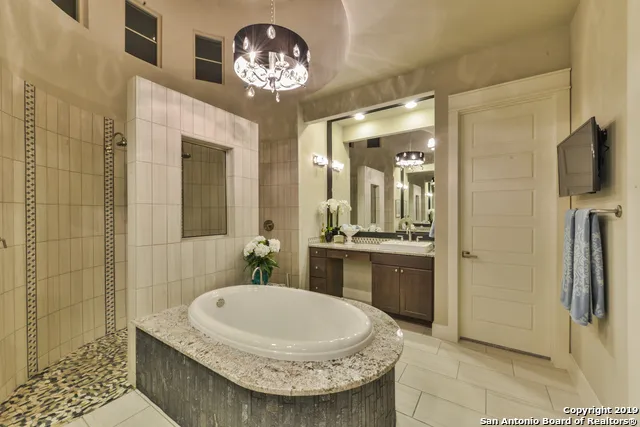 5732 HEIDRICH CT New Braunfels, TX 78132