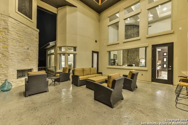 5732 HEIDRICH CT New Braunfels, TX 78132
