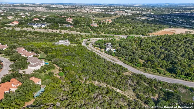 619 Winding Ravine San Antonio, TX 78258