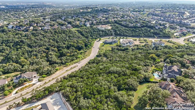 619 Winding Ravine San Antonio, TX 78258