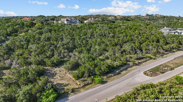 619 Winding Ravine San Antonio, TX 78258