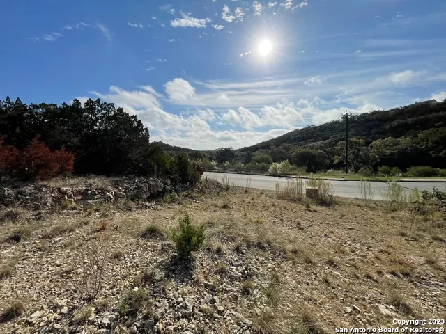 619 Winding Ravine San Antonio, TX 78258