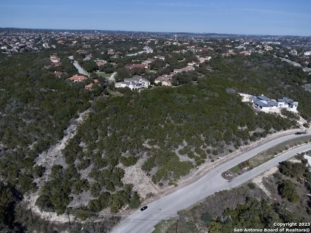 619 Winding Ravine San Antonio, TX 78258