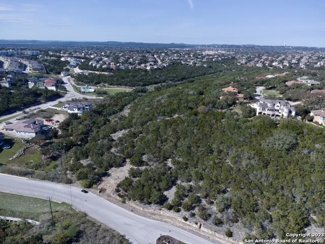 619 Winding Ravine San Antonio, TX 78258