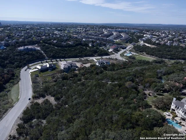 619 Winding Ravine San Antonio, TX 78258