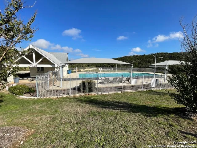 619 Winding Ravine San Antonio, TX 78258