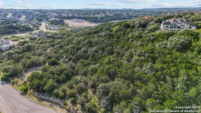 619 Winding Ravine San Antonio, TX 78258